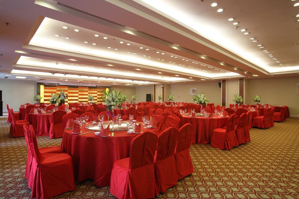 Beijing Wuhuan Hotel Esterno foto